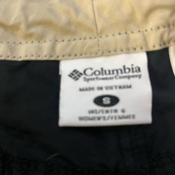 Columbia Shorts Small - Picture 3 of 3